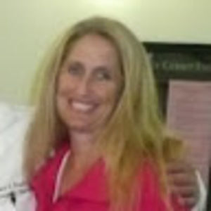 Meet your Posher, Lara